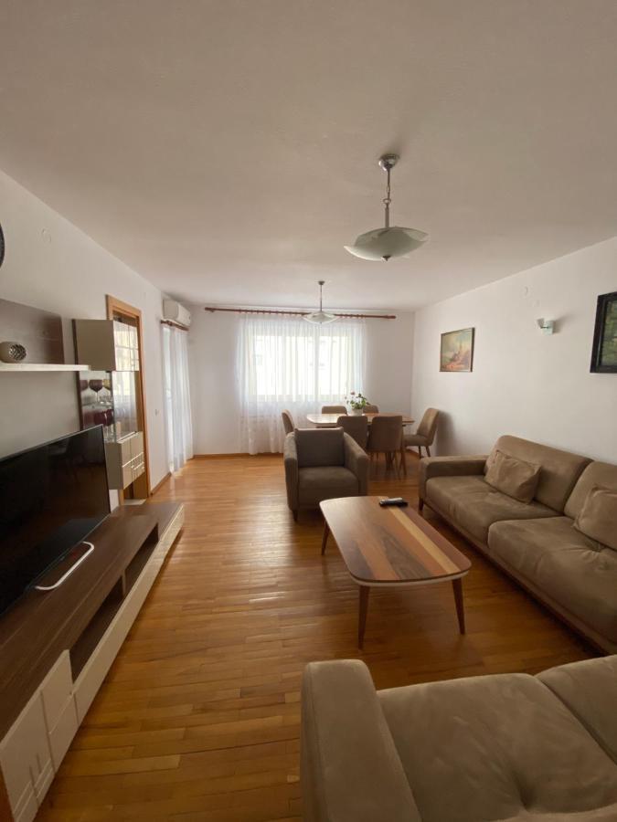 Premier By Broci Apartments Tirana Esterno foto